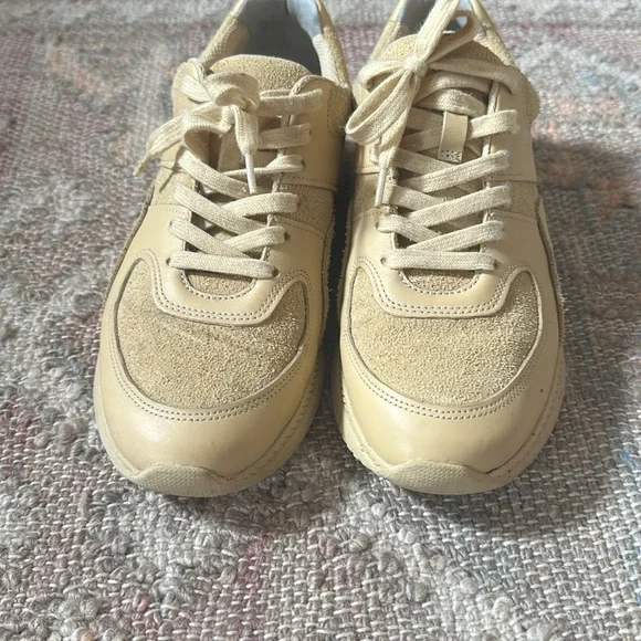 🚨LAST CHANCE🚨 Everlane the trainer sold out suede sneakers cream yellow beige - Picture 7 of 10